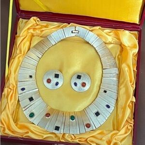 Les Bernard Runway Couture Vintage 1980’s  Necklace/Earrings Set /Original Case